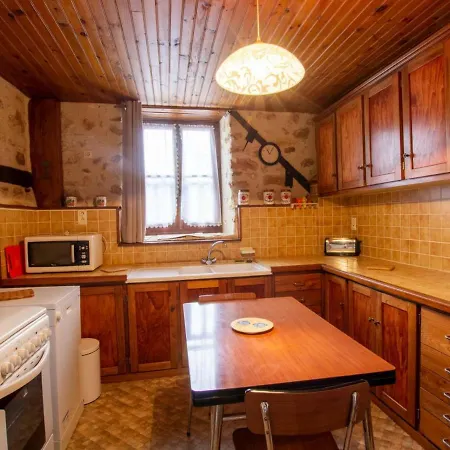Saint-front-la-rivière, 3 Pièces, 6 Personnes - Fr-1-616-117 Casa vacanze *